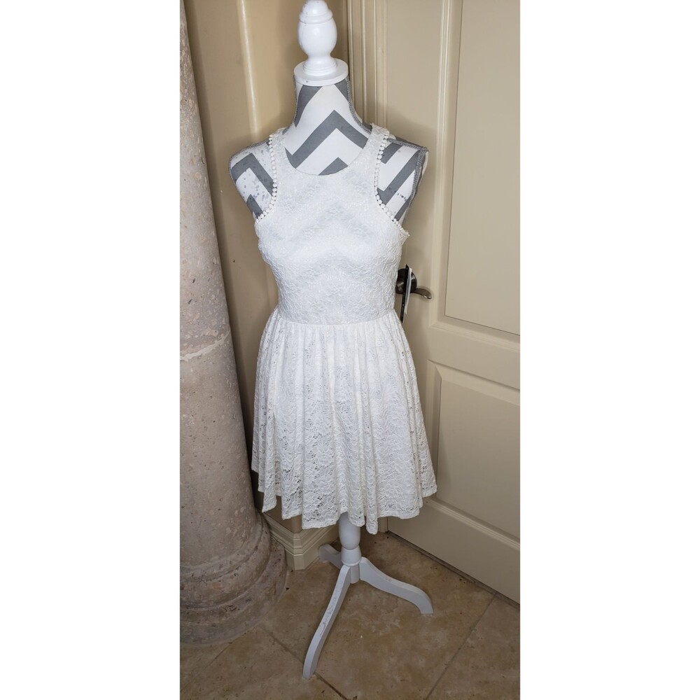 Beautiful!! Sequin Hearts dress, size 5,